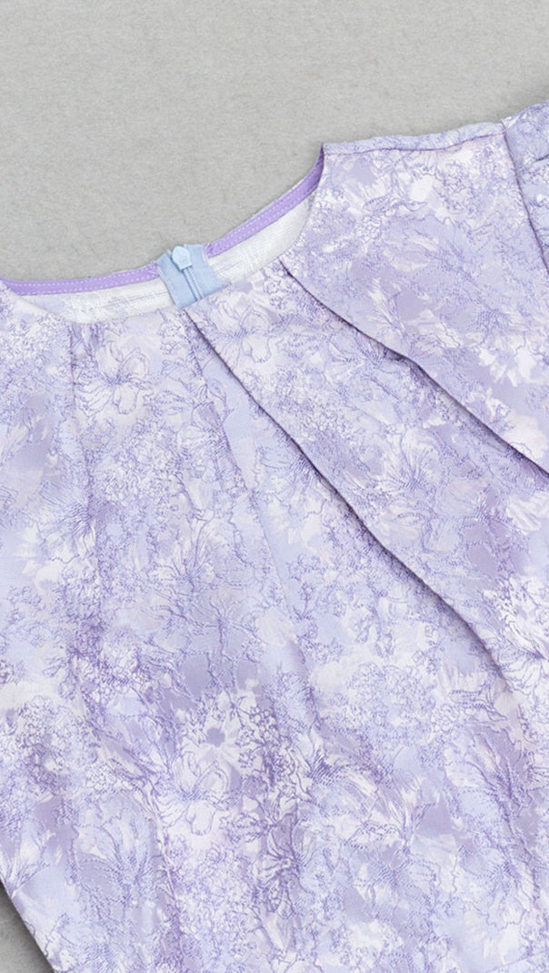 AIIZIE FLORAL - JACQUARD PUFF - SLEEVE MIDI DRESS IN LAVENDER - product image