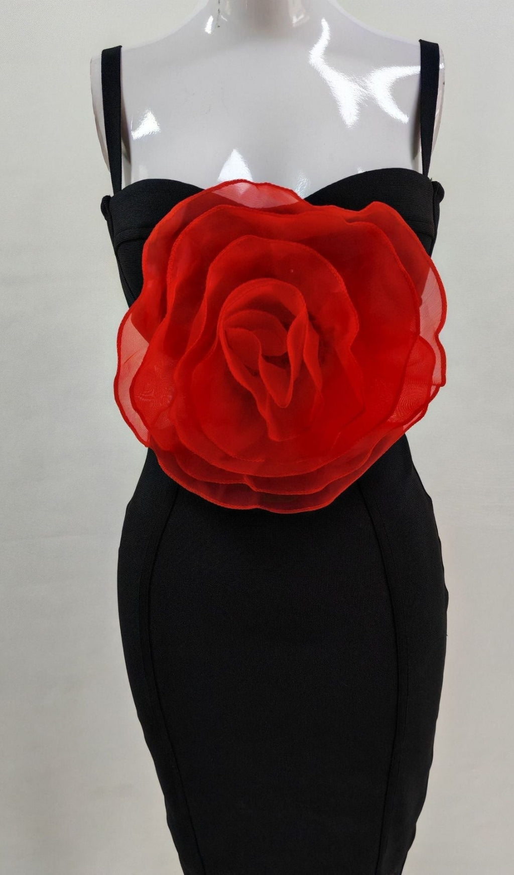 JACEY MESH FLOWER BANDAGE MIDI DRESS