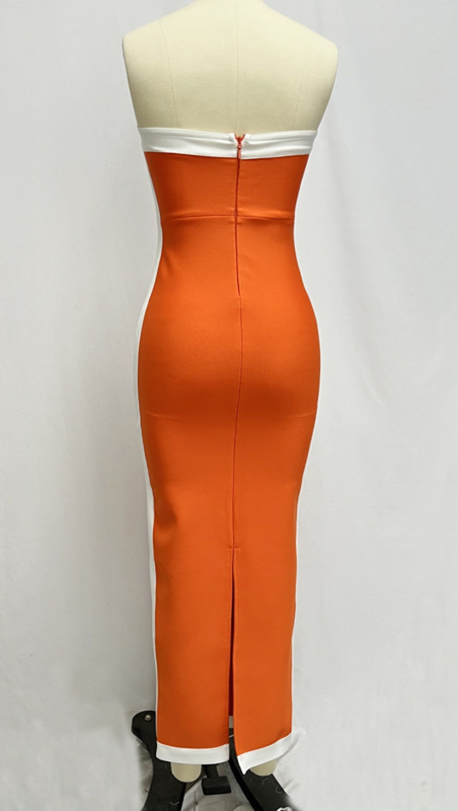 STRAPLESS COLOR - BLOCK BANDAGE MIDI DRESS IN ORANGE