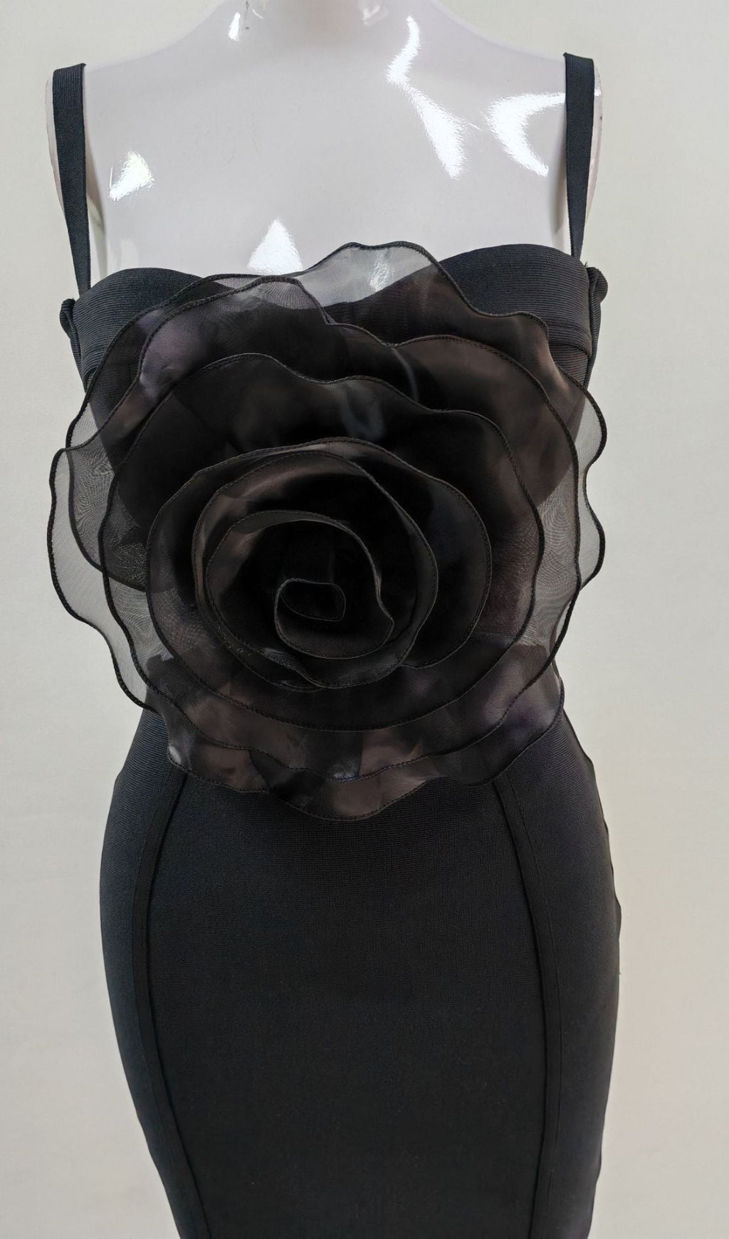 JACEY MESH FLOWER BANDAGE MIDI DRESS