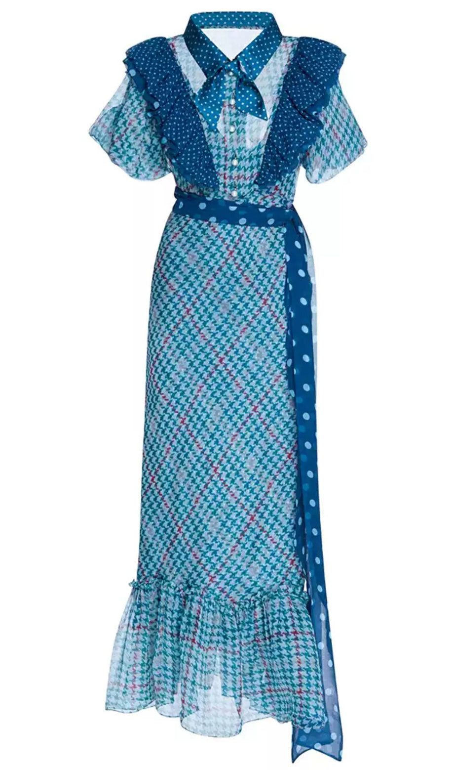 Blaues, elegantes Maxikleid mit Hahnentrittmuster, gepunkteten Akzenten und Rüschen 