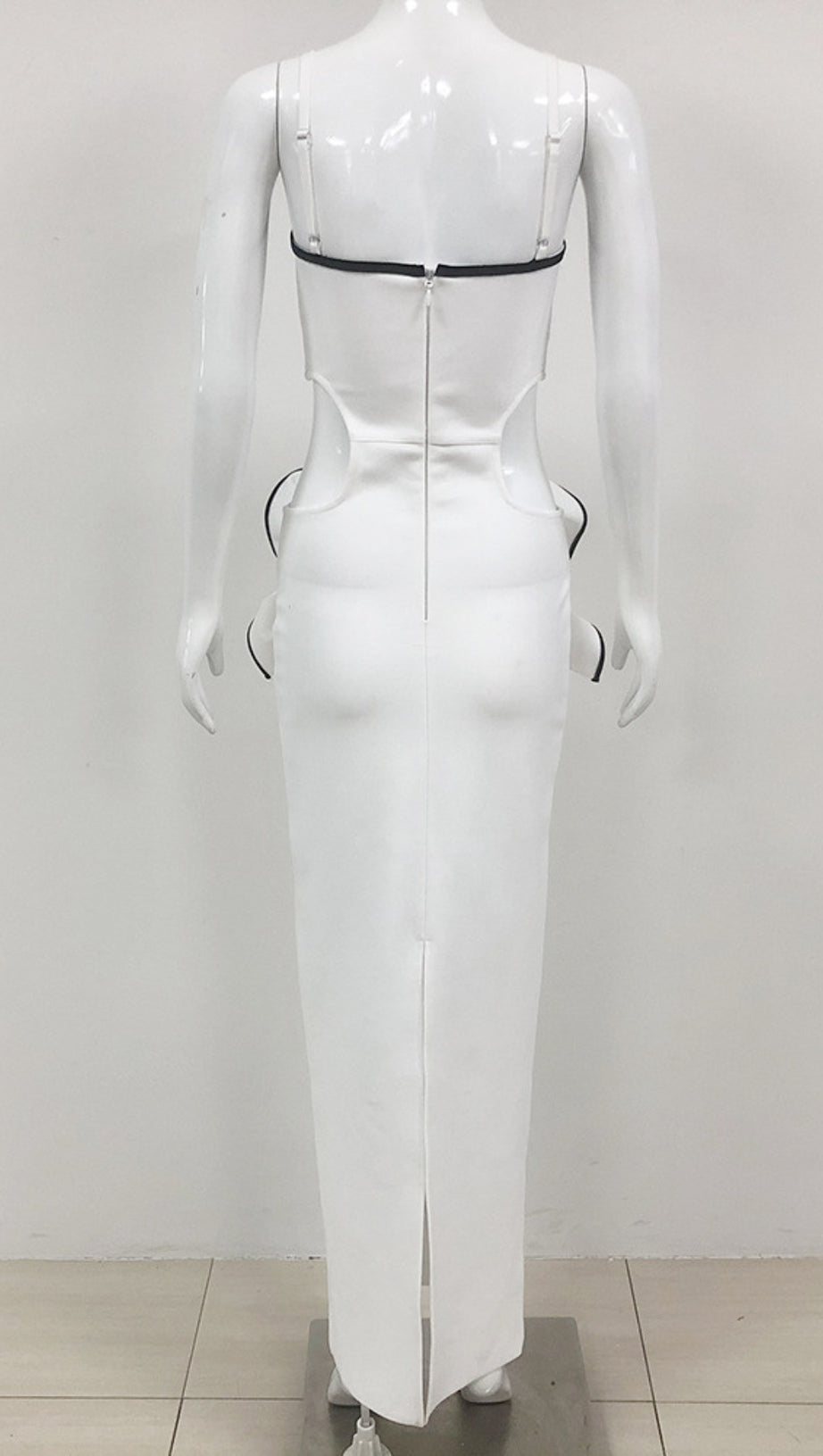 CONTRAST - TRIM CUTOUT RUFFLE - ACCENT MIDI DRESS IN WHITE