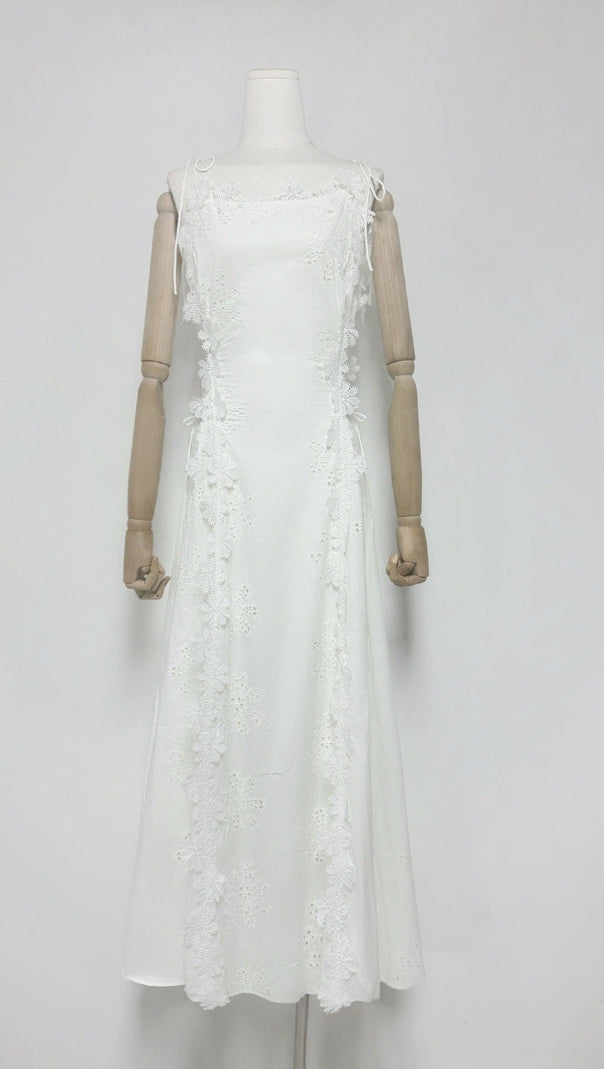 AIIZIE LACE TRIM EMBROIDERY HOLLOW MIDI DRESS IN WHITE - product image