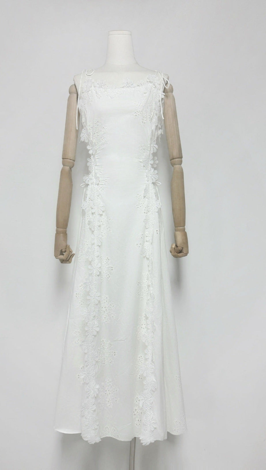 LACE TRIM EMBROIDERY HOLLOW MIDI DRESS IN WHITE