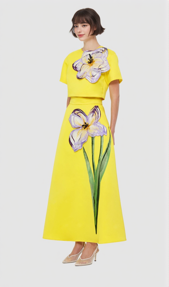 INDIE APPLIQUÉ SLEEVE IRIS PRINT SET IN YELLOW