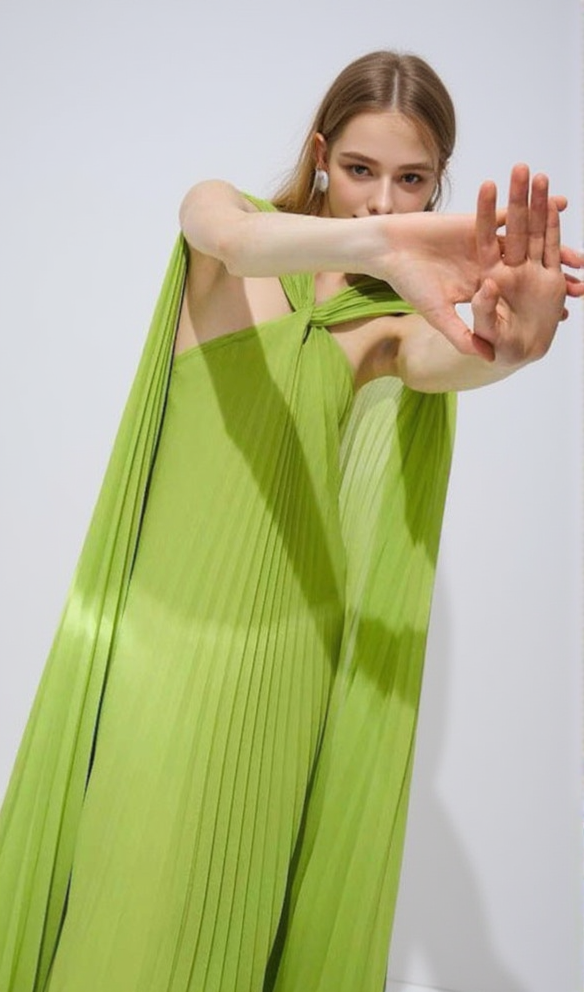 alyssa pleated grass green maxi dress