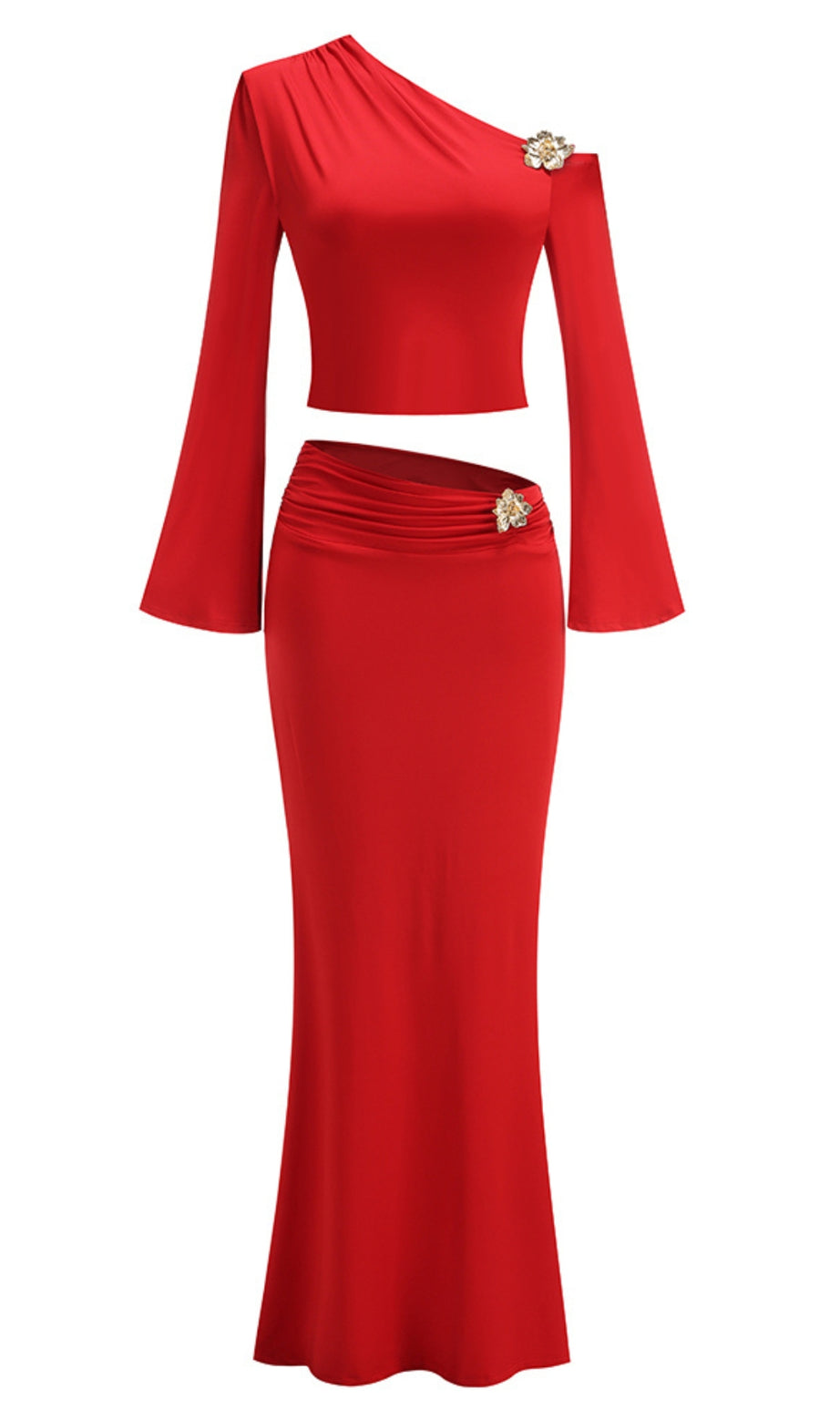 Completo rosso con gonna lunga e attillata, vita alta e colletto obliquo 