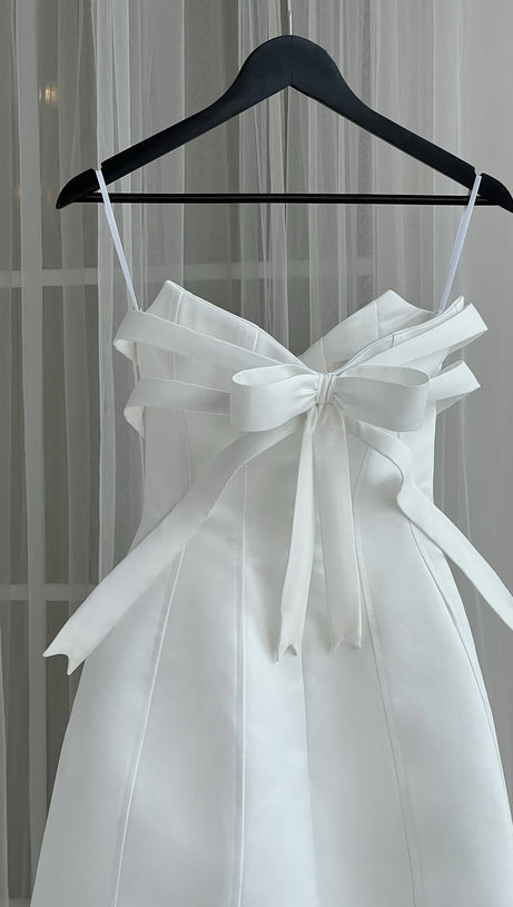 WHITE BOW EMBELLISHED STRAPLESS MINI DRESS